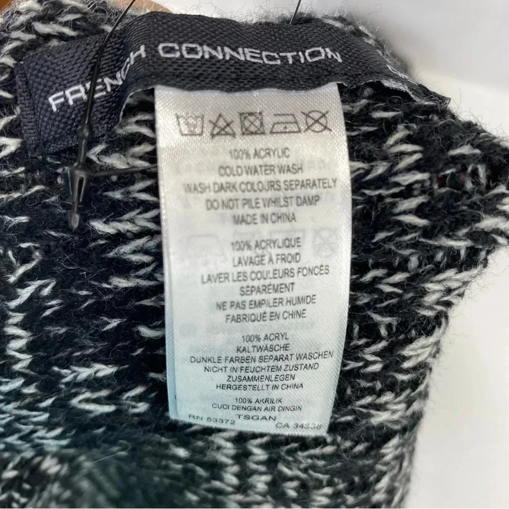 French Connection Black White Ribbed Chunky Knit Scarf New Without Tags